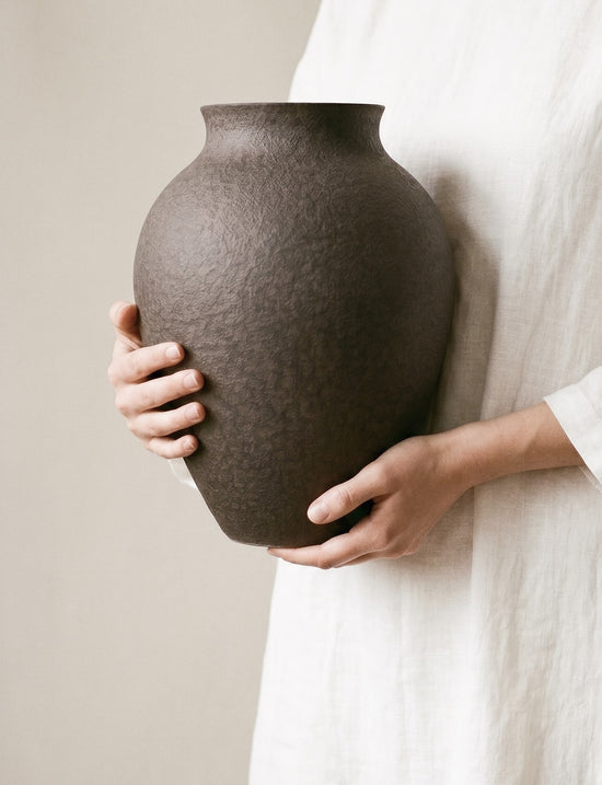 Knabstrup Keramik K1095 1 Knabstrup Vase Soft Bark 2 AI Assisted