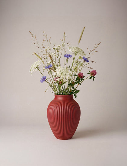 Knabstrup Keramik K1234 9 Knabstrup Vase Ripple Soft Cherry Red 2 Ai Assisted